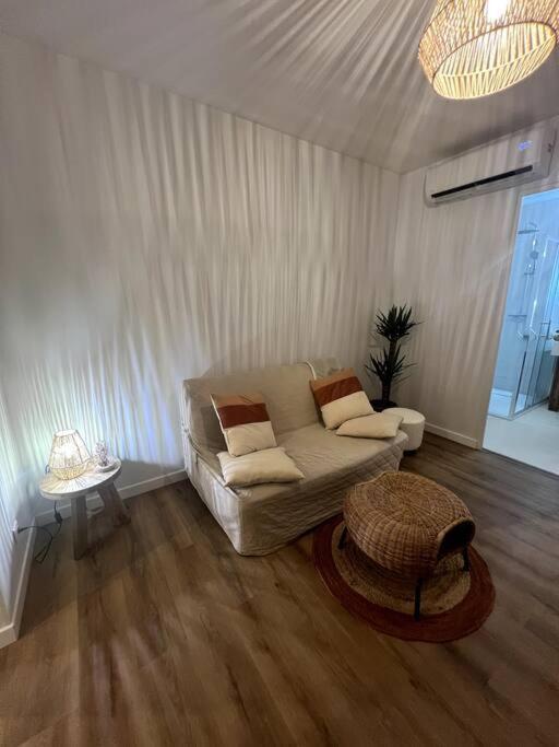 Jolie Maison Avec Courette Apartment